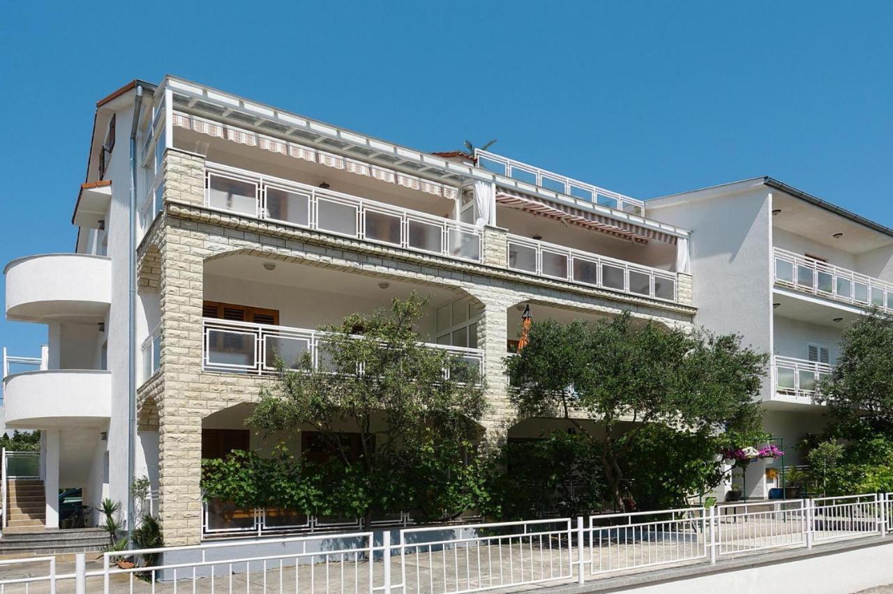 Apartments Adelheid In Biograd, Close To The Beach 비오그라드나모루 외부 사진