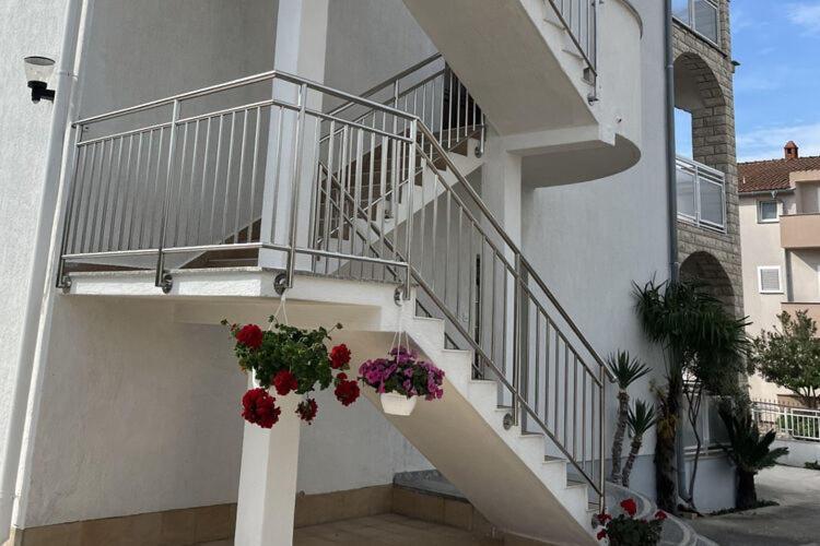 Apartments Adelheid In Biograd, Close To The Beach 비오그라드나모루 외부 사진